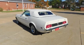 1973 FORD MUSTANG