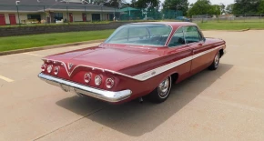 1961 CHEVROLET IMPALA SUPER SPORT