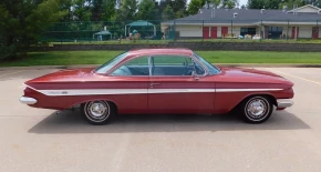 1961 CHEVROLET IMPALA SUPER SPORT